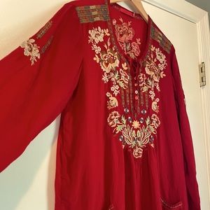 Johnny Was Embroidered Long Sleeve blouse, Medium